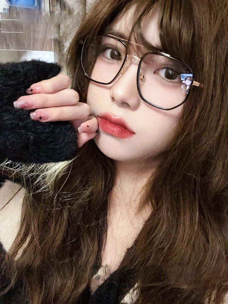 Aryan Black/Silver - Titanium 8