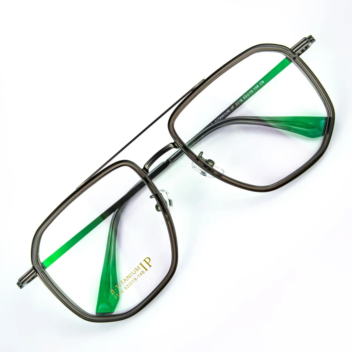 Aryan Gray - Titanium